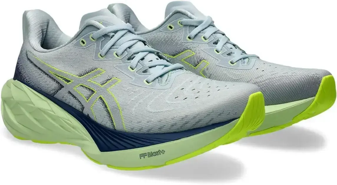 3. Tênis Novablast 4 - Asics