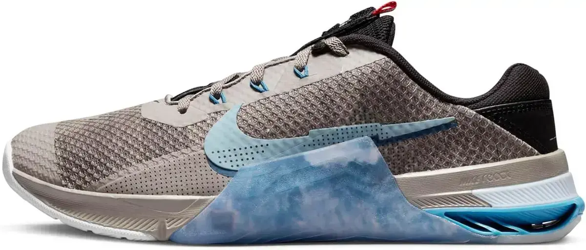 1. Tênis Metcon 8 - Nike